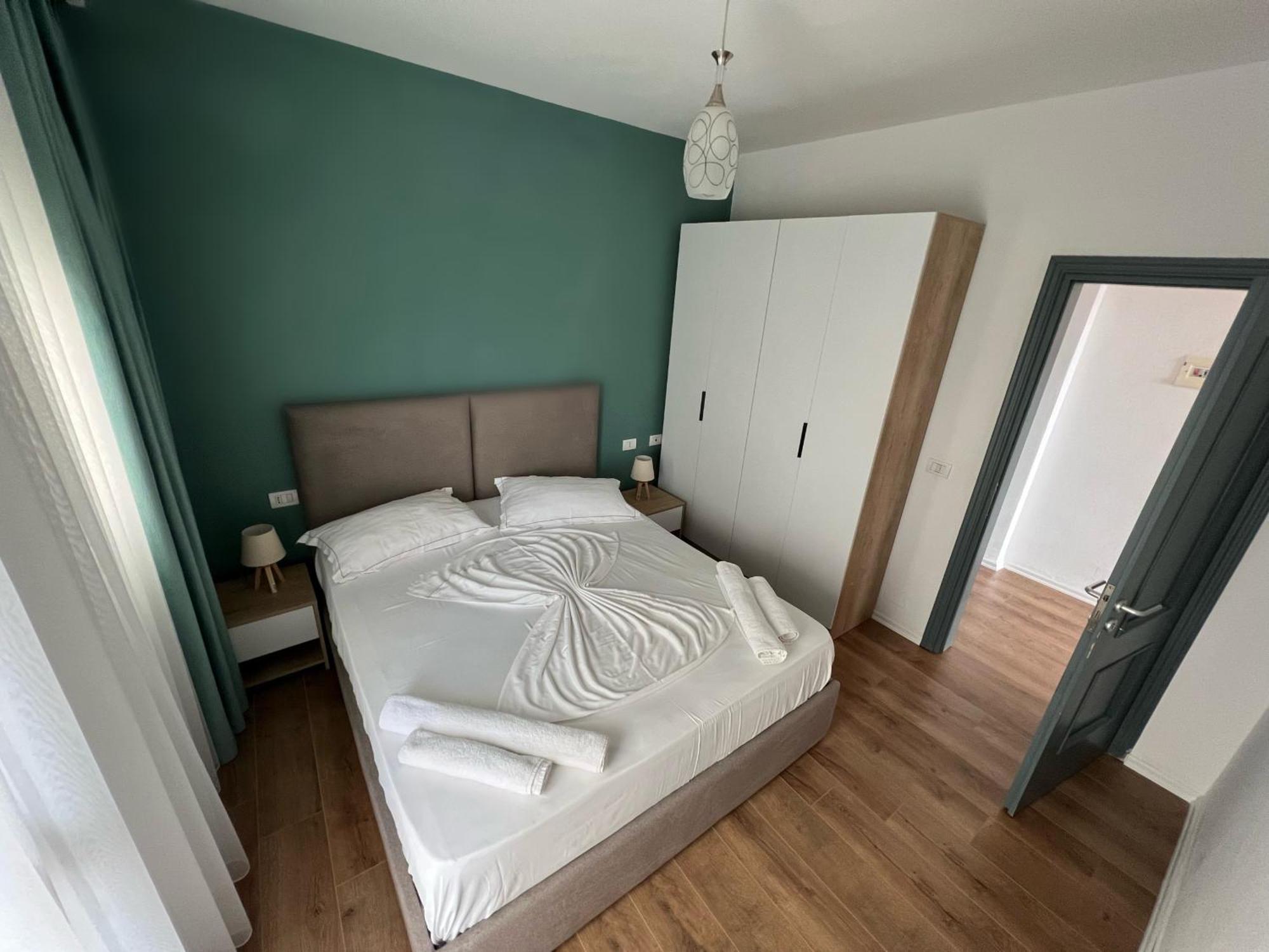 Wave Beachfront Apartments Dıraç Dış mekan fotoğraf