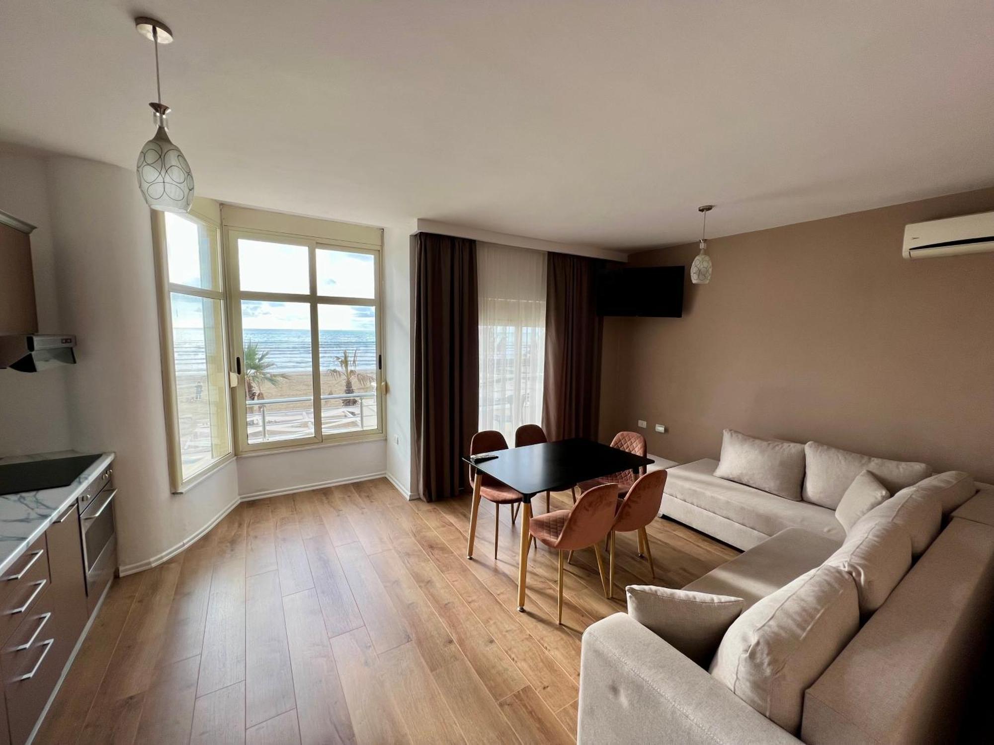 Wave Beachfront Apartments Dıraç Dış mekan fotoğraf